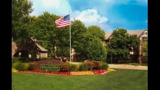 Country Club at Woodland Hills — Assisted Living — Tulsa, OK photo