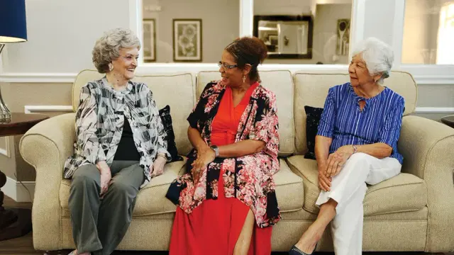 Crown Pointe — Assisted Living — Sioux Center, IA photo