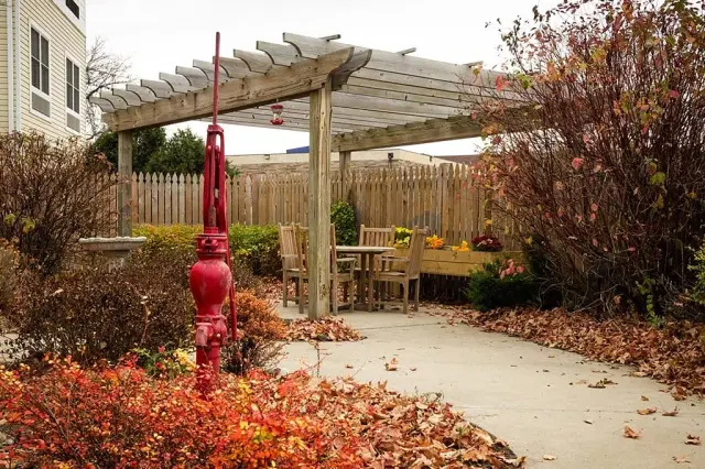 New Perspective Roseville (rosedale) — Assisted Living — Roseville, MN photo