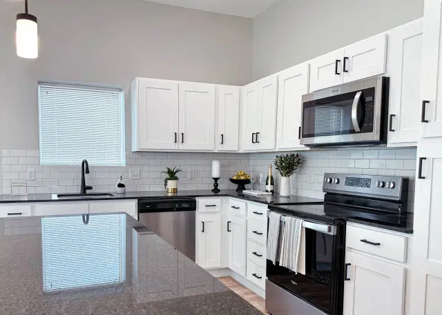 Symphony Pointe — Assisted Living — Elkhorn, NE photo