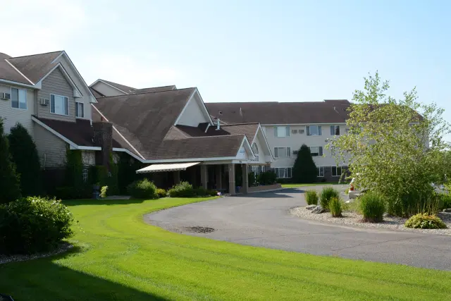 Vista Prairie at Windmill Ponds — Assisted Living — Alexandria, MN photo
