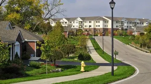Willow Brook at Delaware Run — Assisted Living — Delaware, OH photo