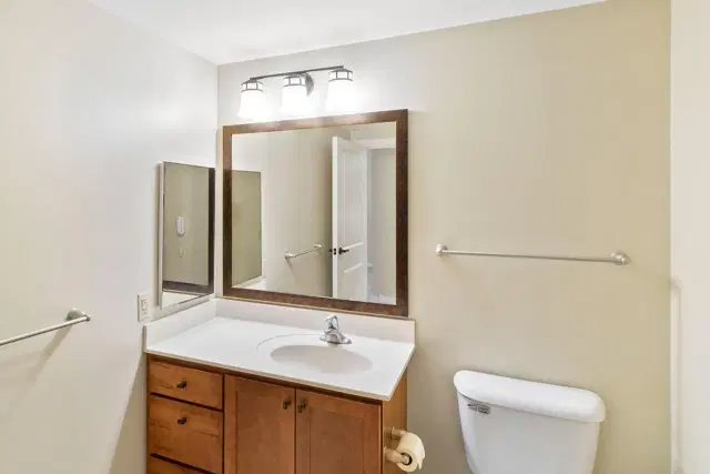 Eaglecrest — Independent Living — Roseville, MN photo