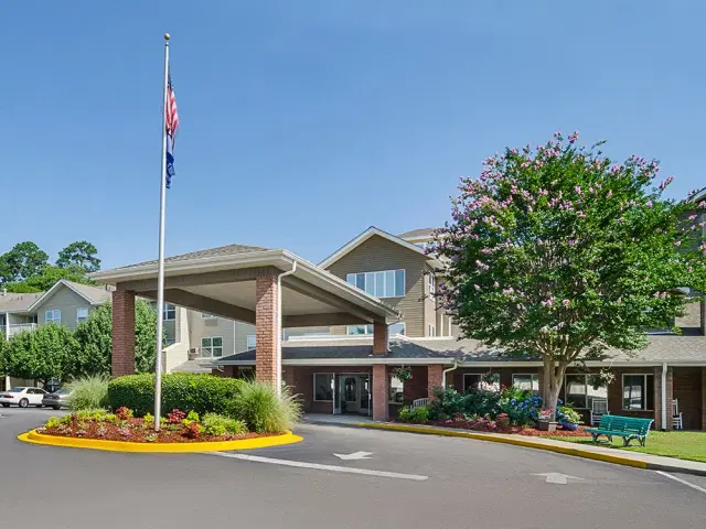 Holiday Columbia Pines — Independent Living — Columbia, SC photo