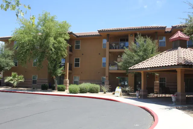 Lifestyles of Glendale — Independent Living — Glendale, AZ photo