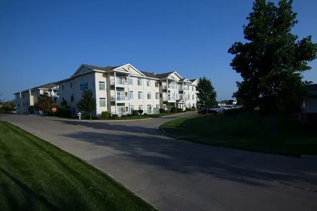 Silvercrest Garner Retirement Community — Independent Living — Davenport, IA photo
