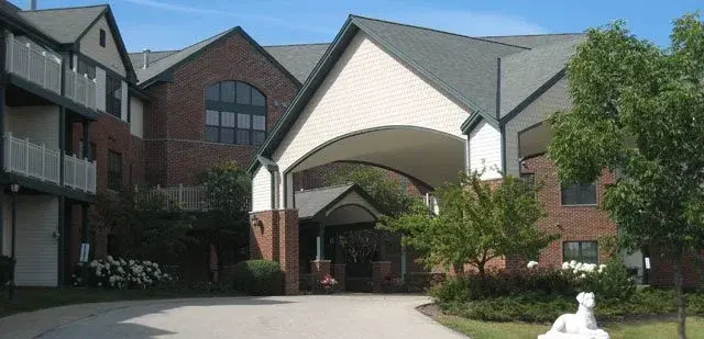 The Terraces at Oak Creek Lodge — Independent Living — Oak Creek, WI photo