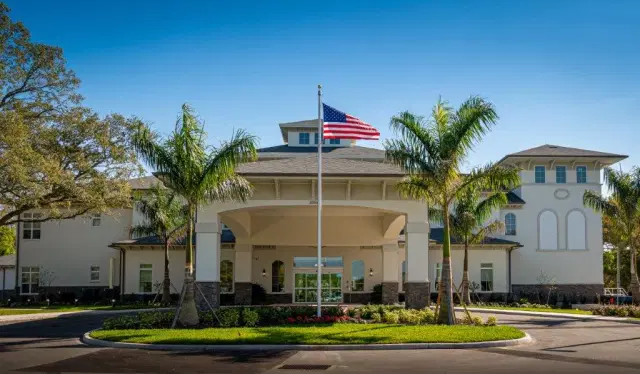 Aravilla Clearwater — Memory Care — Clearwater, FL photo