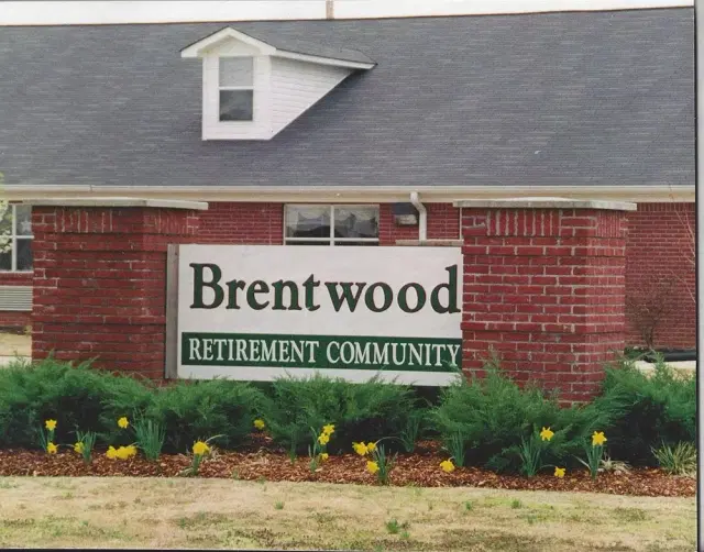 Brentwood Retirement Community — Memory Care — Muscle Shoals, AL photo